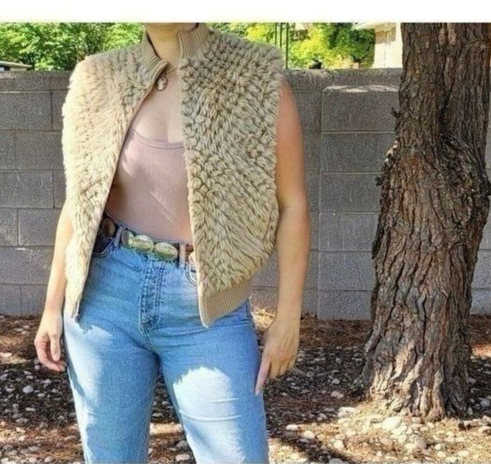 Vintage furry vest sweater Betmar medium sandy brown retro 70's wolverine lion b